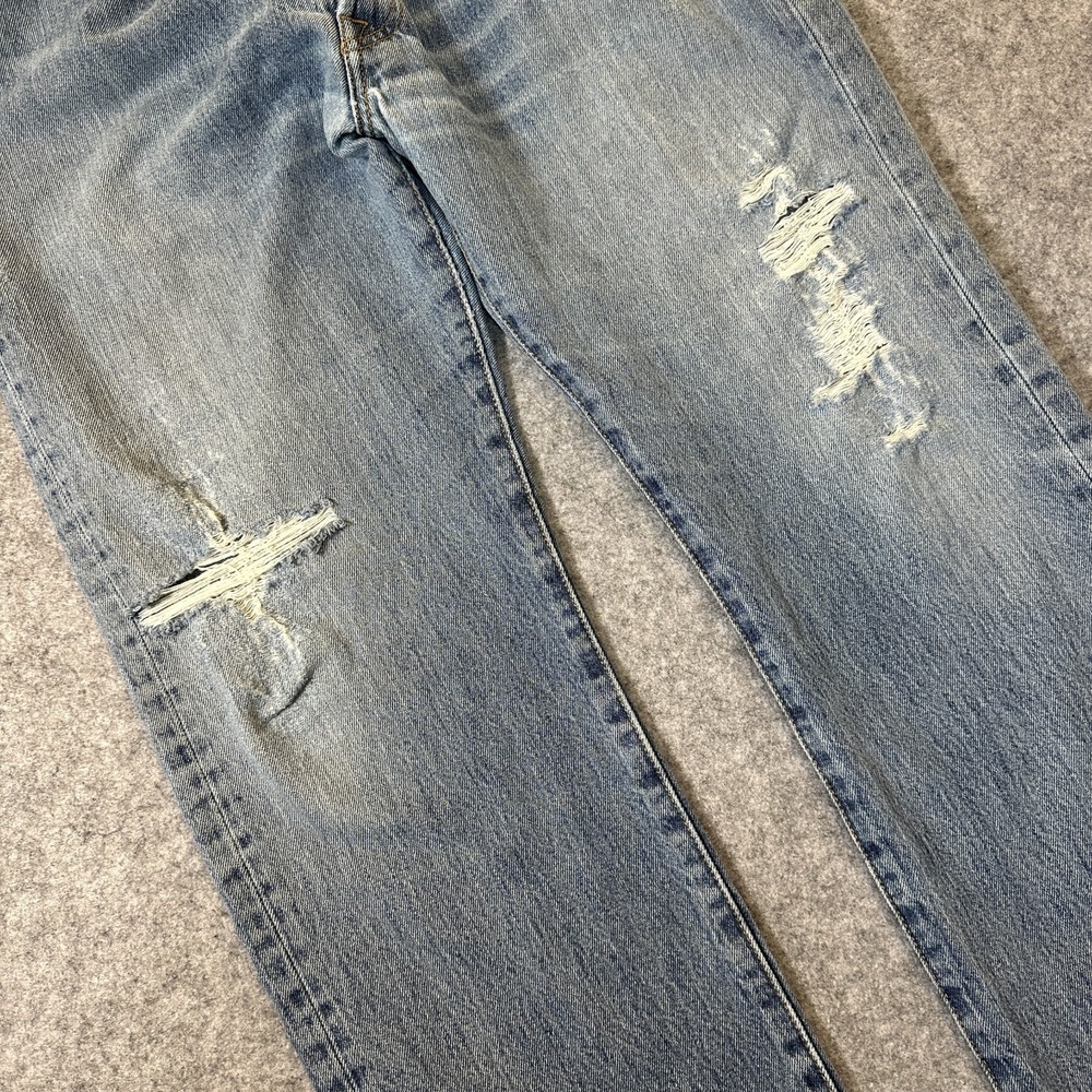 Levis 501 Jeans Mens 36x30 Light Blue Denim Straight Leg Button Fly Distressed - Picture 6 of 11